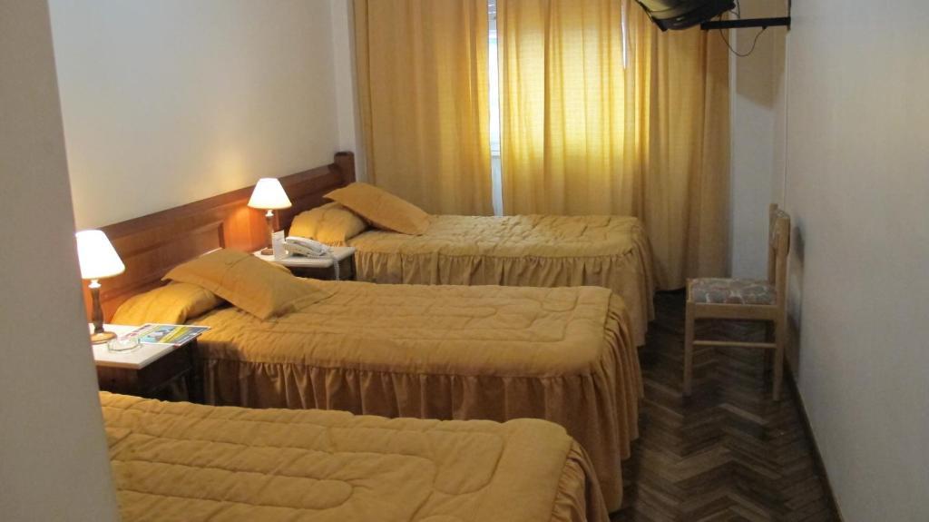 Hotel Parlamento Buenos Aires Room photo